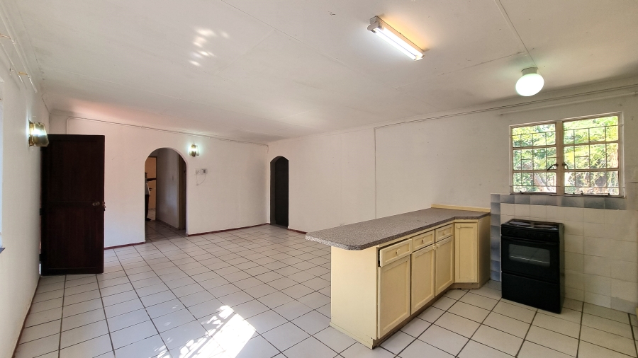 5 Bedroom Property for Sale in Nelspruit Ext 2 Mpumalanga