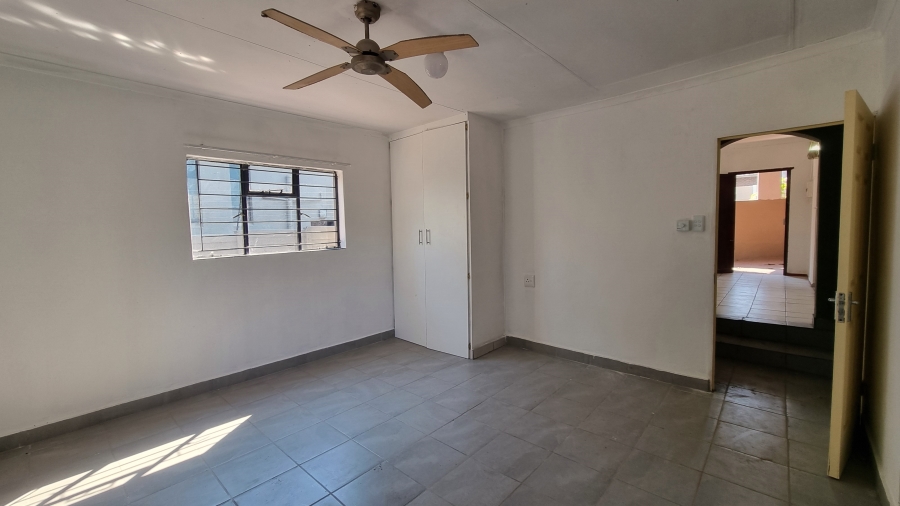 5 Bedroom Property for Sale in Nelspruit Ext 2 Mpumalanga