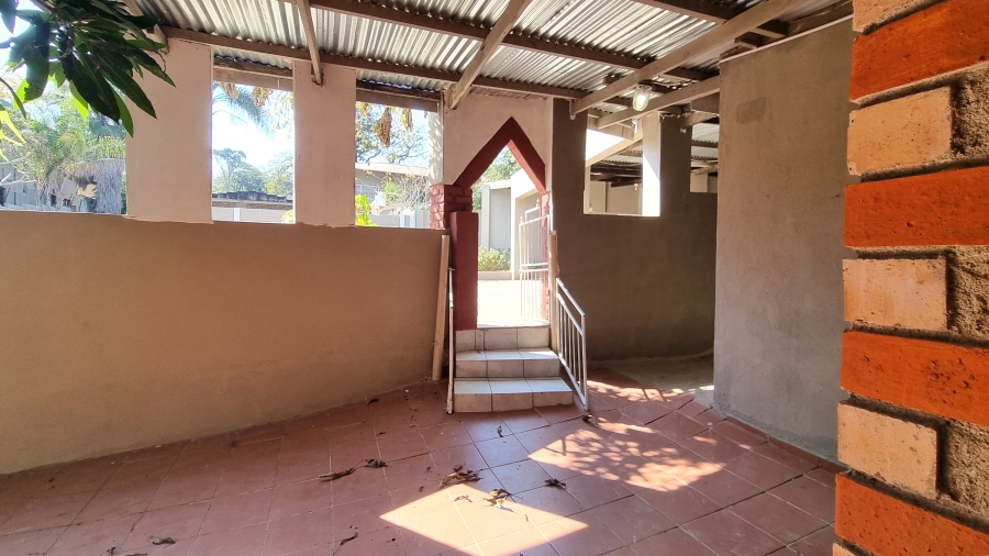 5 Bedroom Property for Sale in Nelspruit Ext 2 Mpumalanga