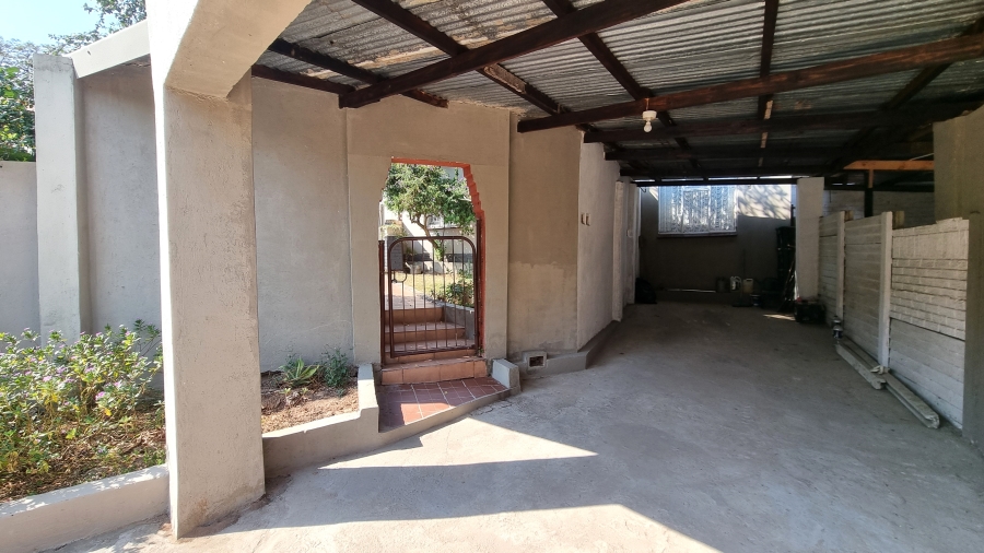 5 Bedroom Property for Sale in Nelspruit Ext 2 Mpumalanga