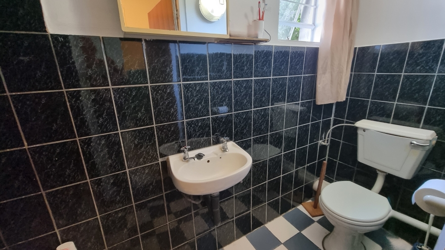 5 Bedroom Property for Sale in Nelspruit Ext 2 Mpumalanga