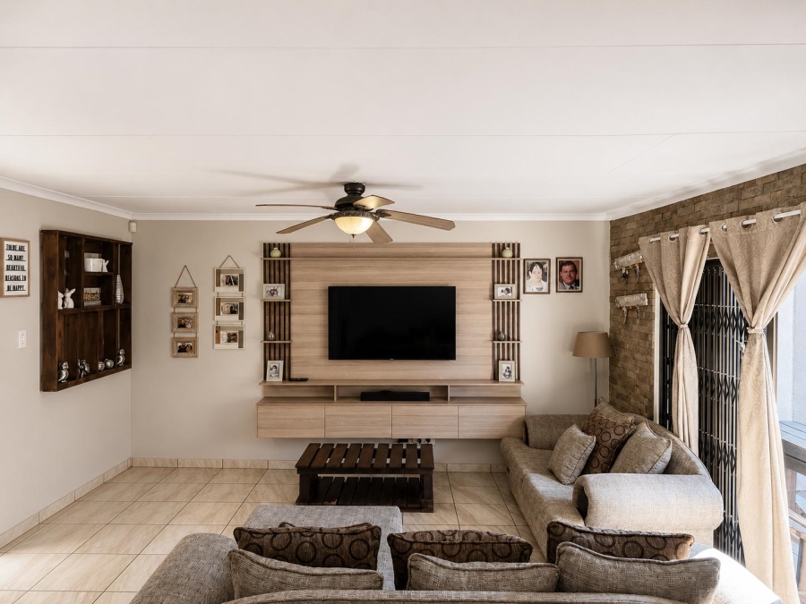 3 Bedroom Property for Sale in Secunda Mpumalanga