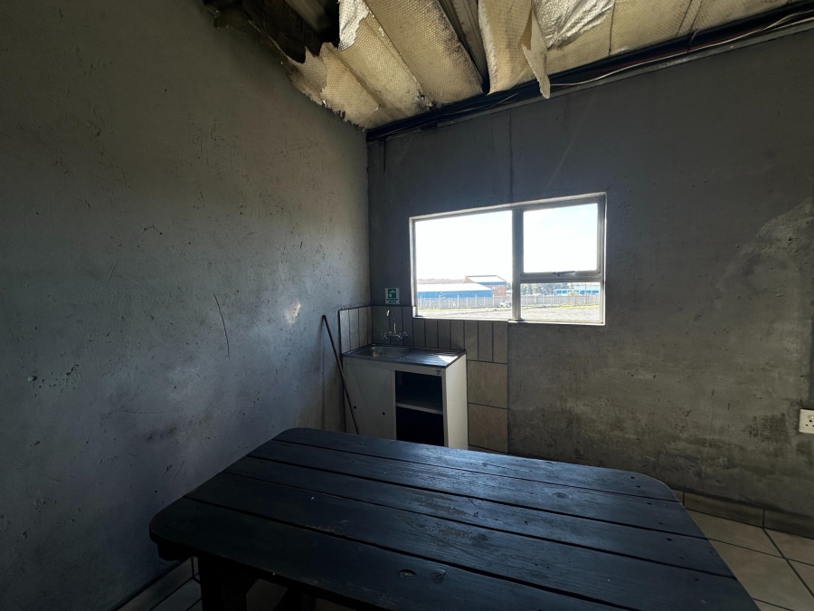 To Let Commercial Property for Rent in Naaupoort Mpumalanga