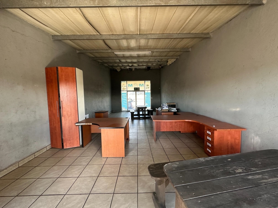 To Let Commercial Property for Rent in Naaupoort Mpumalanga