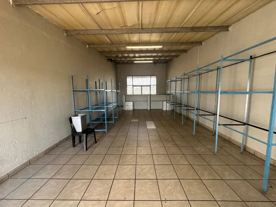 To Let Commercial Property for Rent in Naaupoort Mpumalanga