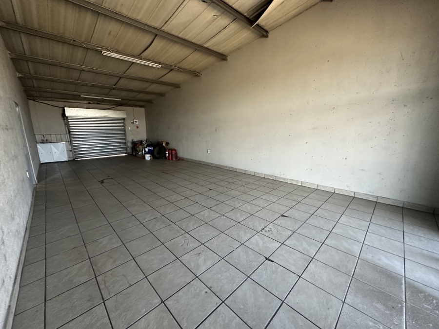 To Let Commercial Property for Rent in Naaupoort Mpumalanga