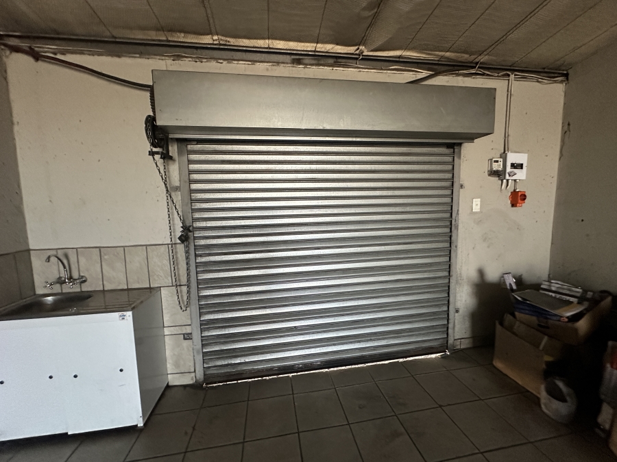 To Let Commercial Property for Rent in Naaupoort Mpumalanga