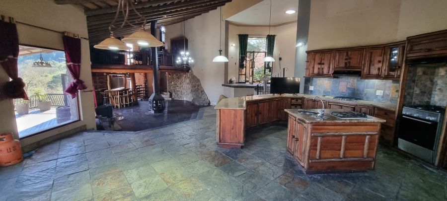 8 Bedroom Property for Sale in Nelspruit Rural Mpumalanga