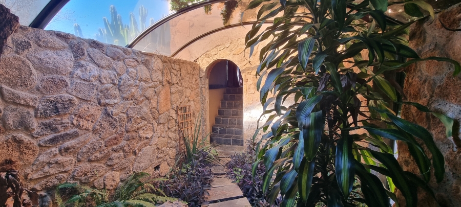 8 Bedroom Property for Sale in Nelspruit Rural Mpumalanga