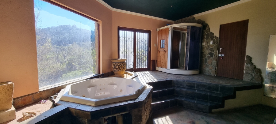 8 Bedroom Property for Sale in Nelspruit Rural Mpumalanga