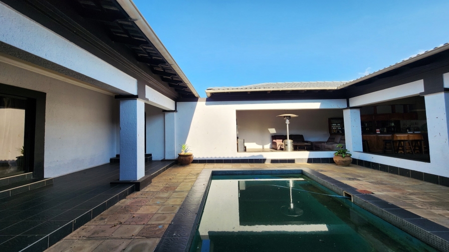 4 Bedroom Property for Sale in Malelane Mpumalanga