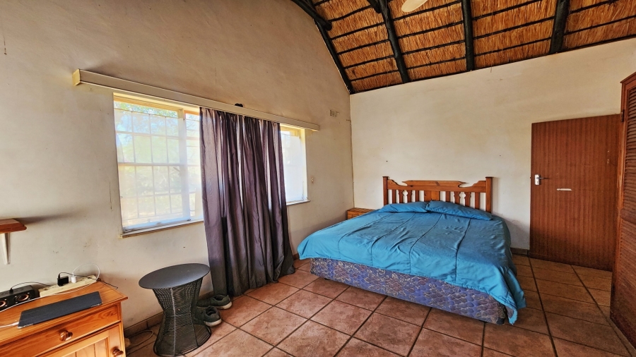 2 Bedroom Property for Sale in Marloth Park Mpumalanga