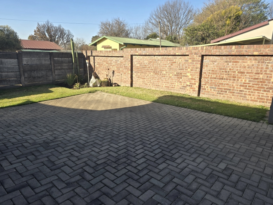3 Bedroom Property for Sale in Middelburg Central Mpumalanga