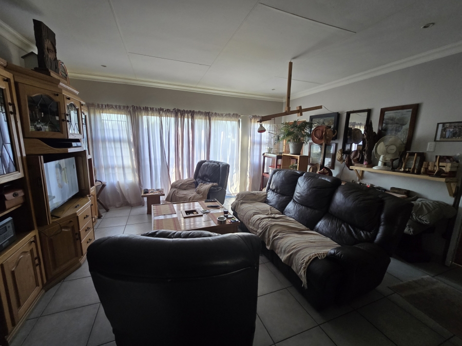 3 Bedroom Property for Sale in Middelburg Central Mpumalanga