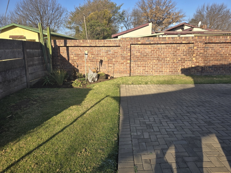 3 Bedroom Property for Sale in Middelburg Central Mpumalanga