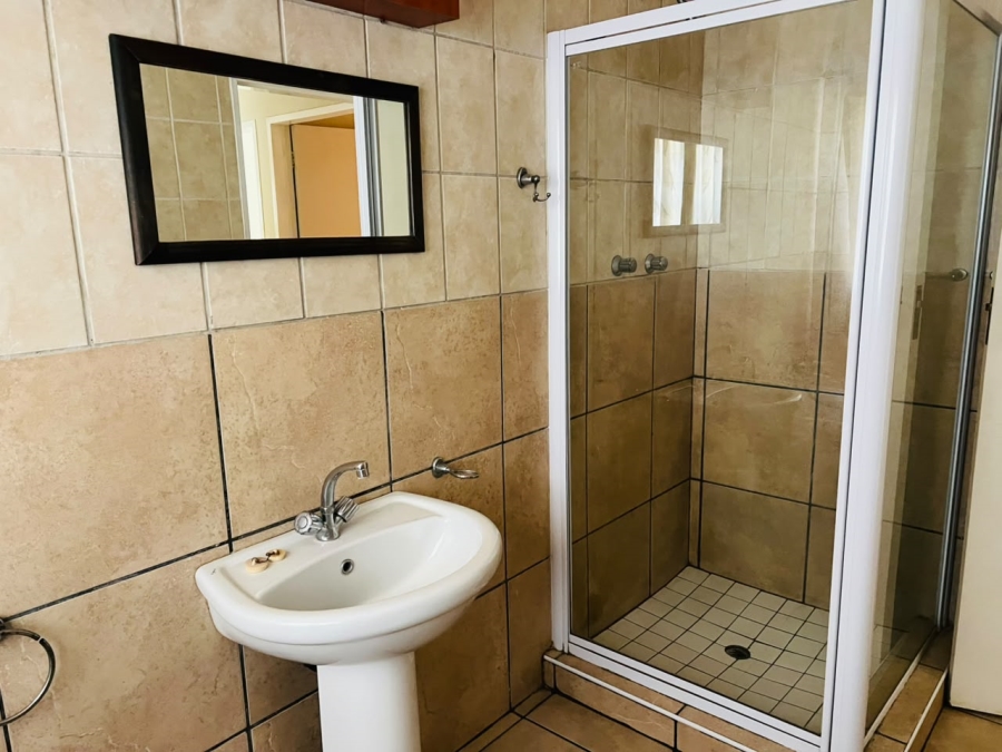 To Let 2 Bedroom Property for Rent in Reyno Ridge Mpumalanga