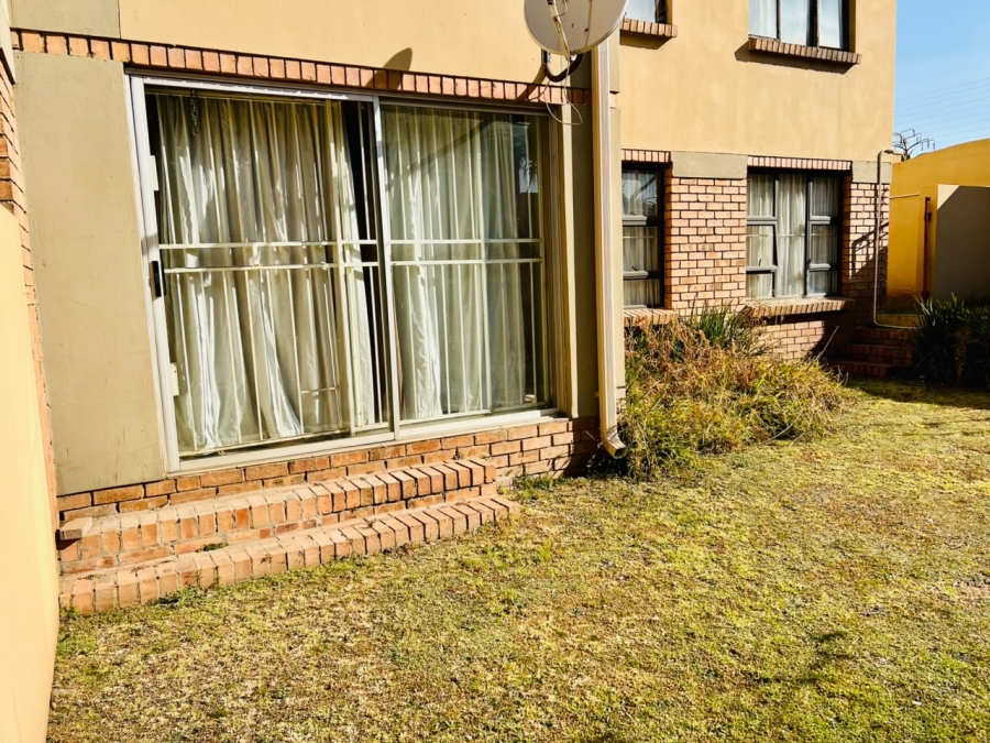 To Let 2 Bedroom Property for Rent in Reyno Ridge Mpumalanga