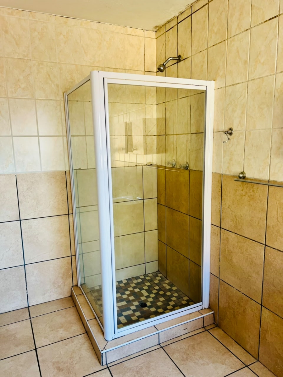 To Let 2 Bedroom Property for Rent in Reyno Ridge Mpumalanga