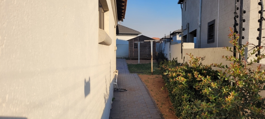 4 Bedroom Property for Sale in Aerorand Mpumalanga