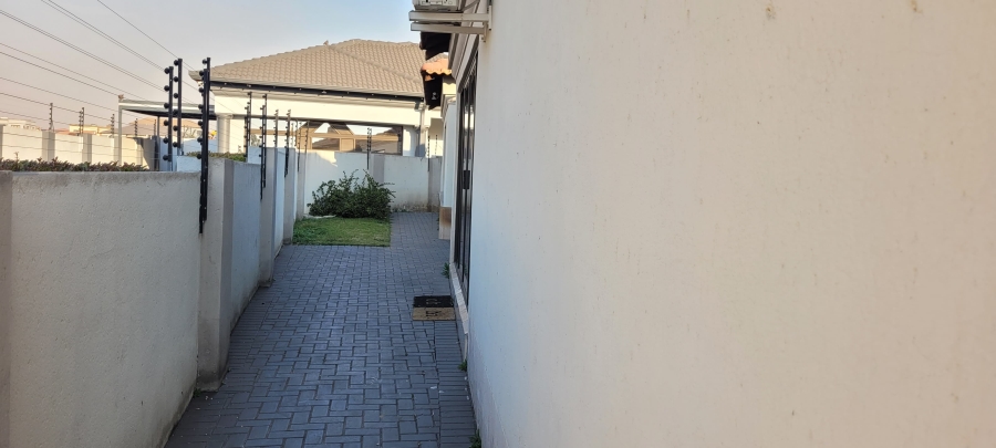 4 Bedroom Property for Sale in Aerorand Mpumalanga