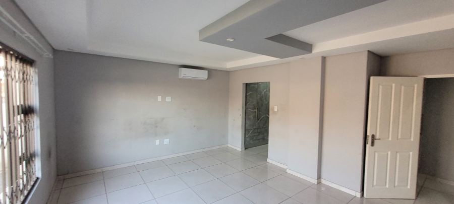 4 Bedroom Property for Sale in Aerorand Mpumalanga