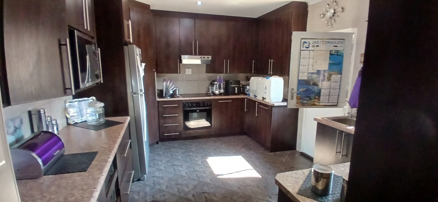 3 Bedroom Property for Sale in Reyno Ridge Mpumalanga