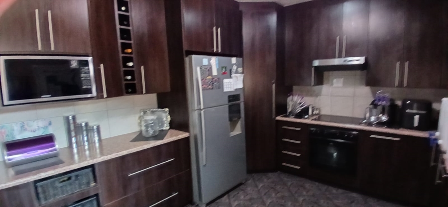 3 Bedroom Property for Sale in Reyno Ridge Mpumalanga