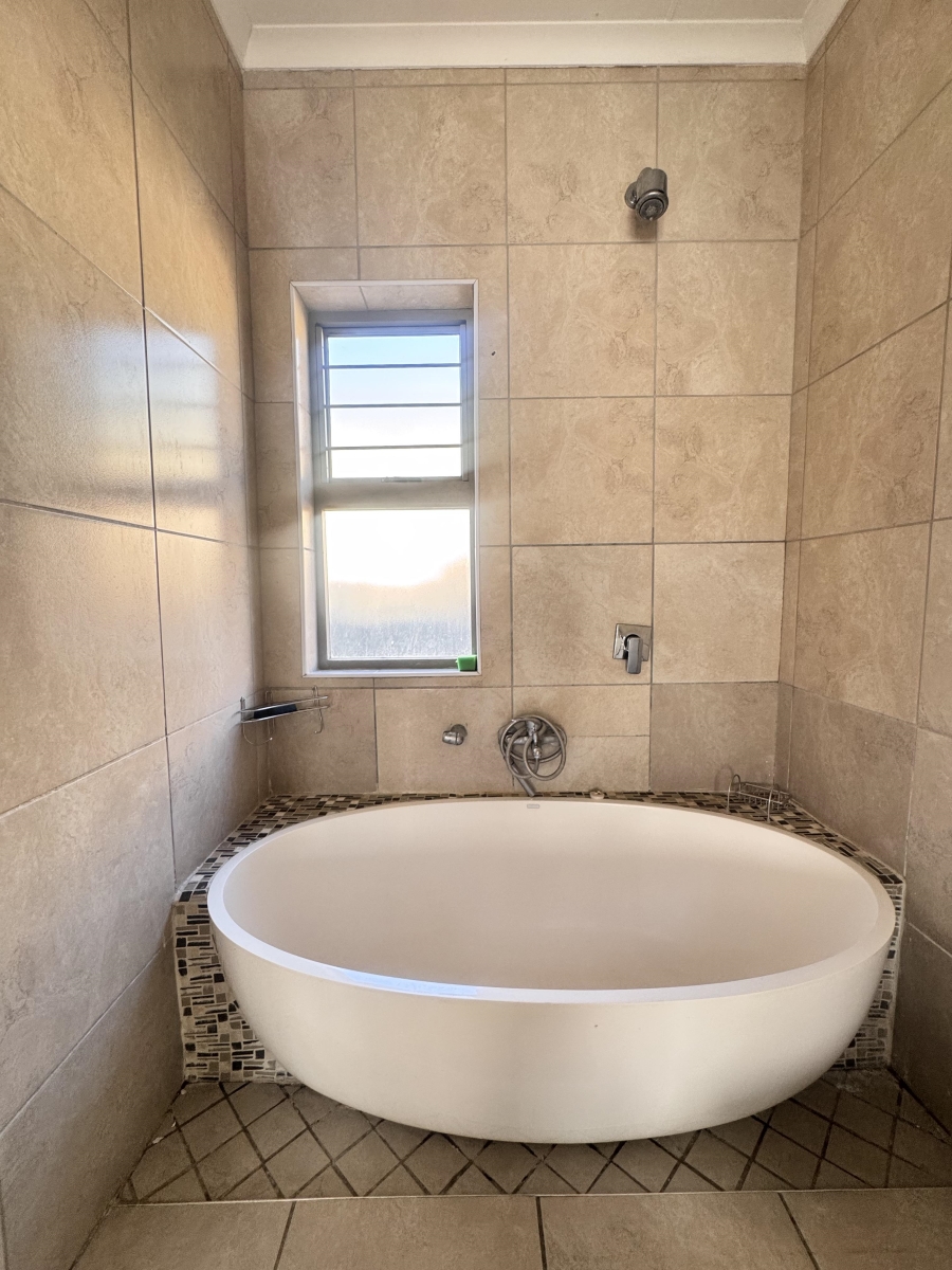 3 Bedroom Property for Sale in Dixon A H Mpumalanga