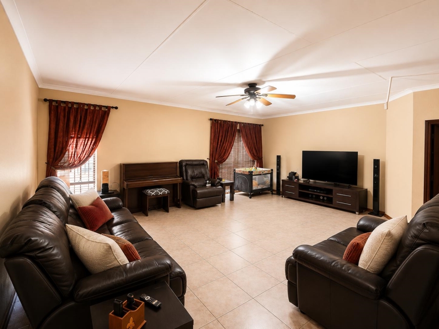 4 Bedroom Property for Sale in Secunda Mpumalanga