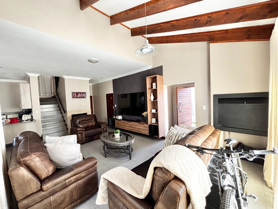 3 Bedroom Property for Sale in Terra Nova Mpumalanga