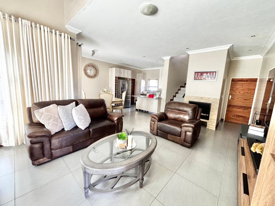 3 Bedroom Property for Sale in Terra Nova Mpumalanga