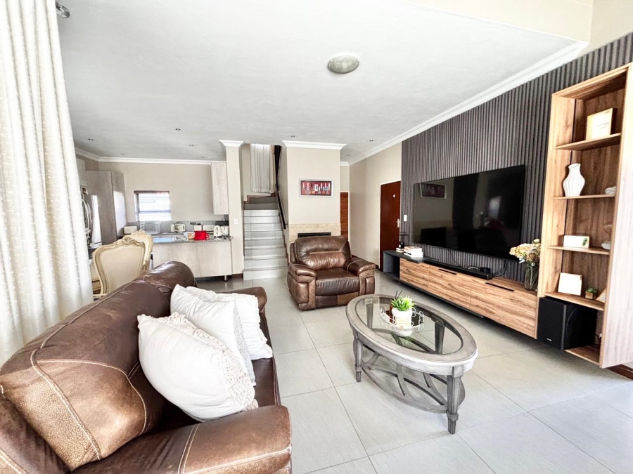 3 Bedroom Property for Sale in Terra Nova Mpumalanga