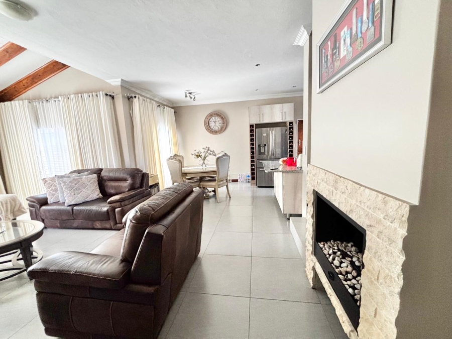 3 Bedroom Property for Sale in Terra Nova Mpumalanga