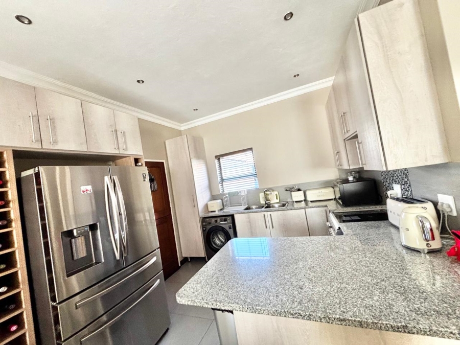 3 Bedroom Property for Sale in Terra Nova Mpumalanga