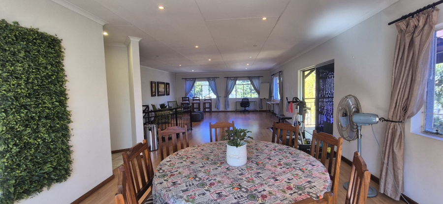 5 Bedroom Property for Sale in Nelspruit Ext 13 Mpumalanga
