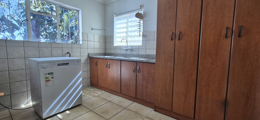 5 Bedroom Property for Sale in Nelspruit Ext 13 Mpumalanga