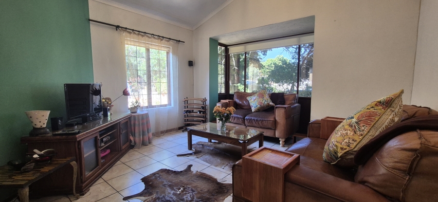 5 Bedroom Property for Sale in Nelspruit Ext 13 Mpumalanga