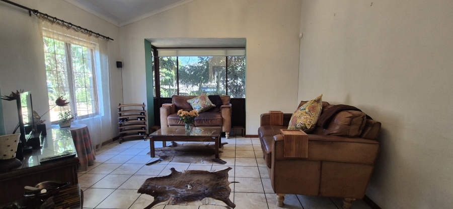 5 Bedroom Property for Sale in Nelspruit Ext 13 Mpumalanga