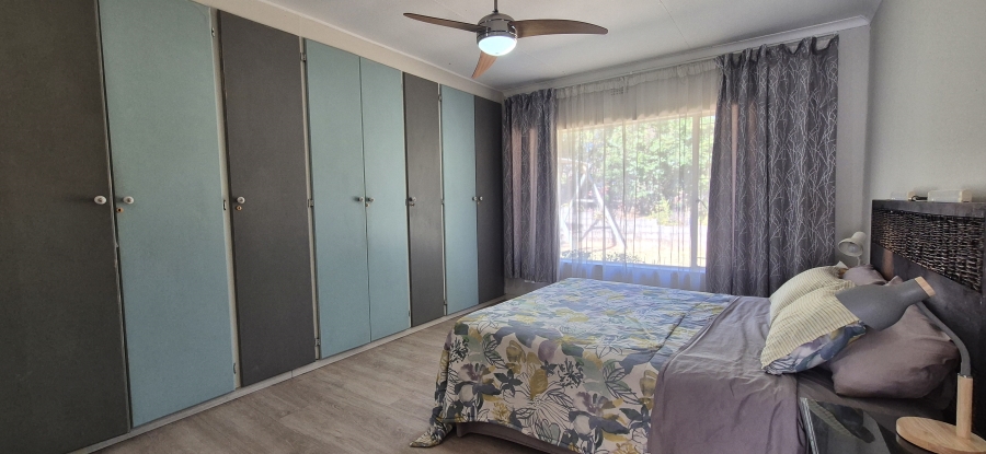 5 Bedroom Property for Sale in Nelspruit Ext 13 Mpumalanga