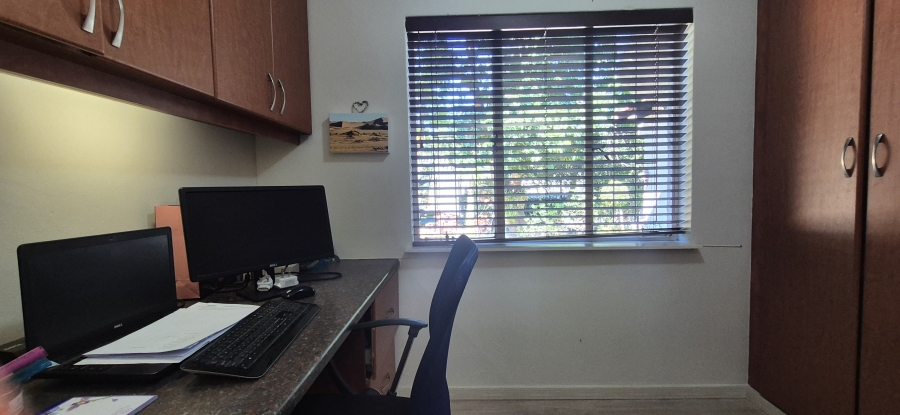 5 Bedroom Property for Sale in Nelspruit Ext 13 Mpumalanga