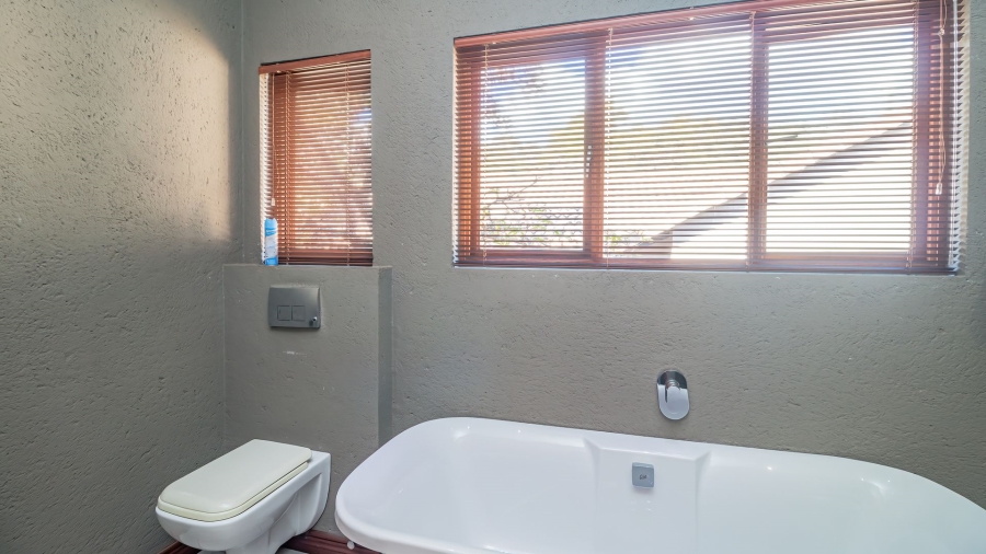 To Let 2 Bedroom Property for Rent in Sonheuwel Mpumalanga