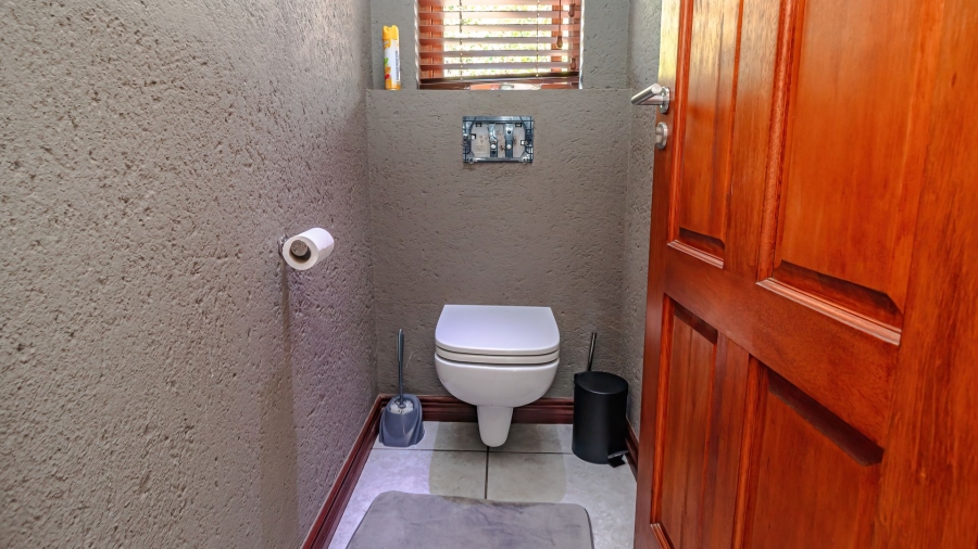 To Let 2 Bedroom Property for Rent in Sonheuwel Mpumalanga