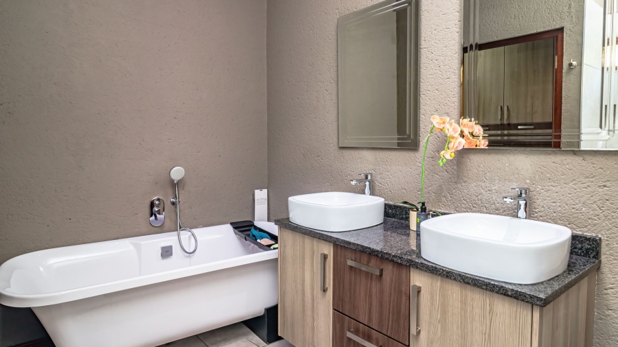 To Let 2 Bedroom Property for Rent in Sonheuwel Mpumalanga