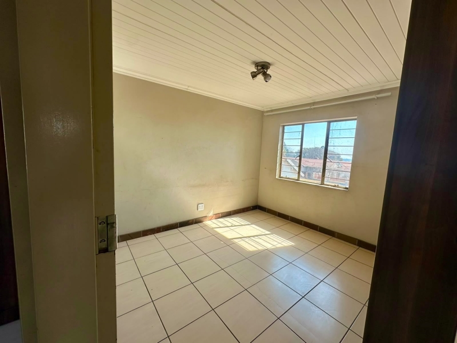 To Let 2 Bedroom Property for Rent in Witbank Ext 10 Mpumalanga