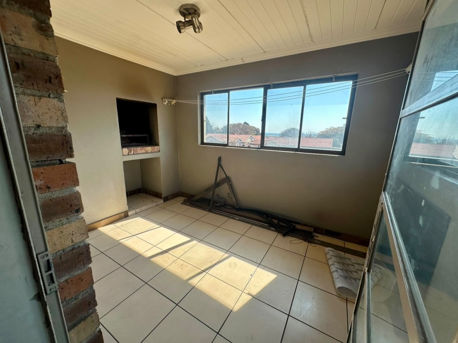 To Let 2 Bedroom Property for Rent in Witbank Ext 10 Mpumalanga