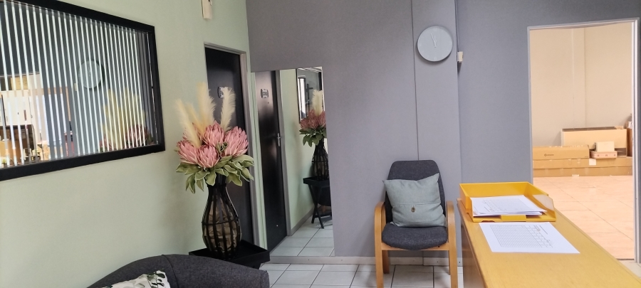To Let Commercial Property for Rent in Nelspruit Mpumalanga
