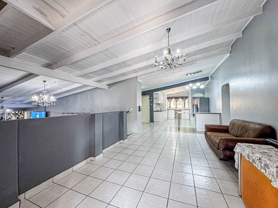8 Bedroom Property for Sale in Nelspruit Ext 2 Mpumalanga