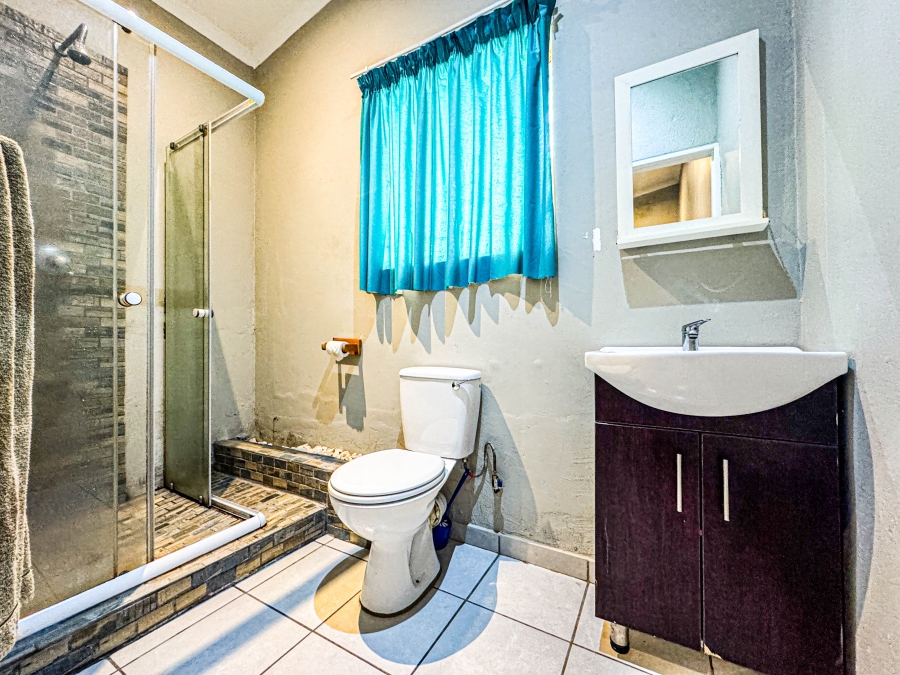 8 Bedroom Property for Sale in Nelspruit Ext 2 Mpumalanga