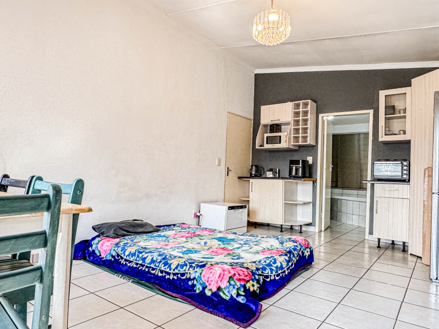 8 Bedroom Property for Sale in Nelspruit Ext 2 Mpumalanga