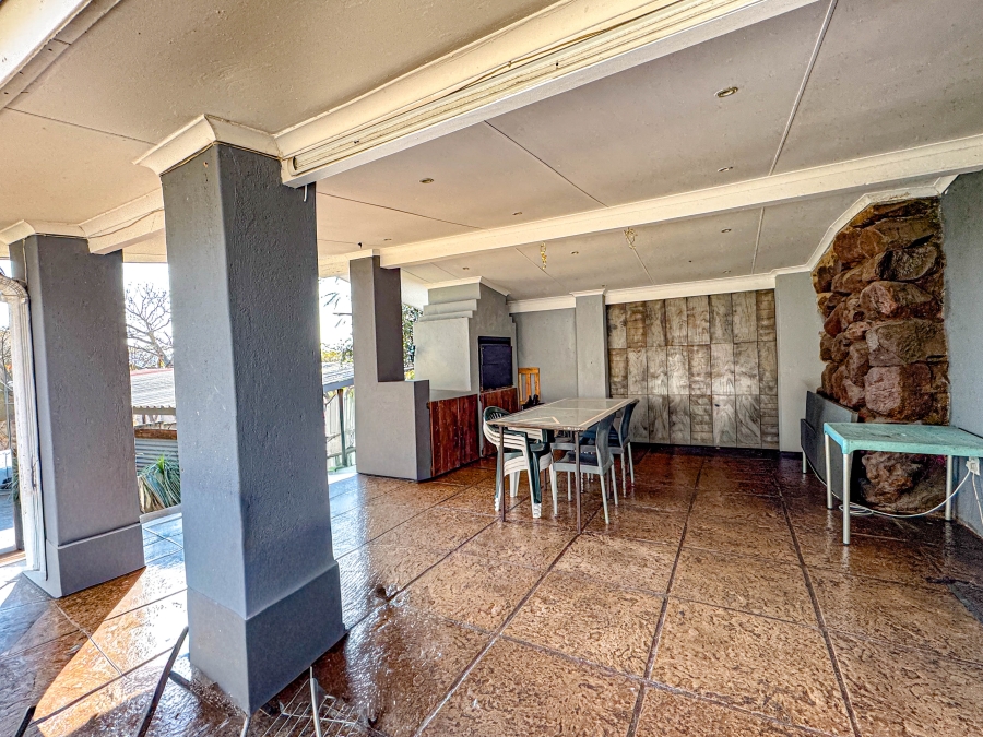 7 Bedroom Property for Sale in Nelspruit Ext 2 Mpumalanga